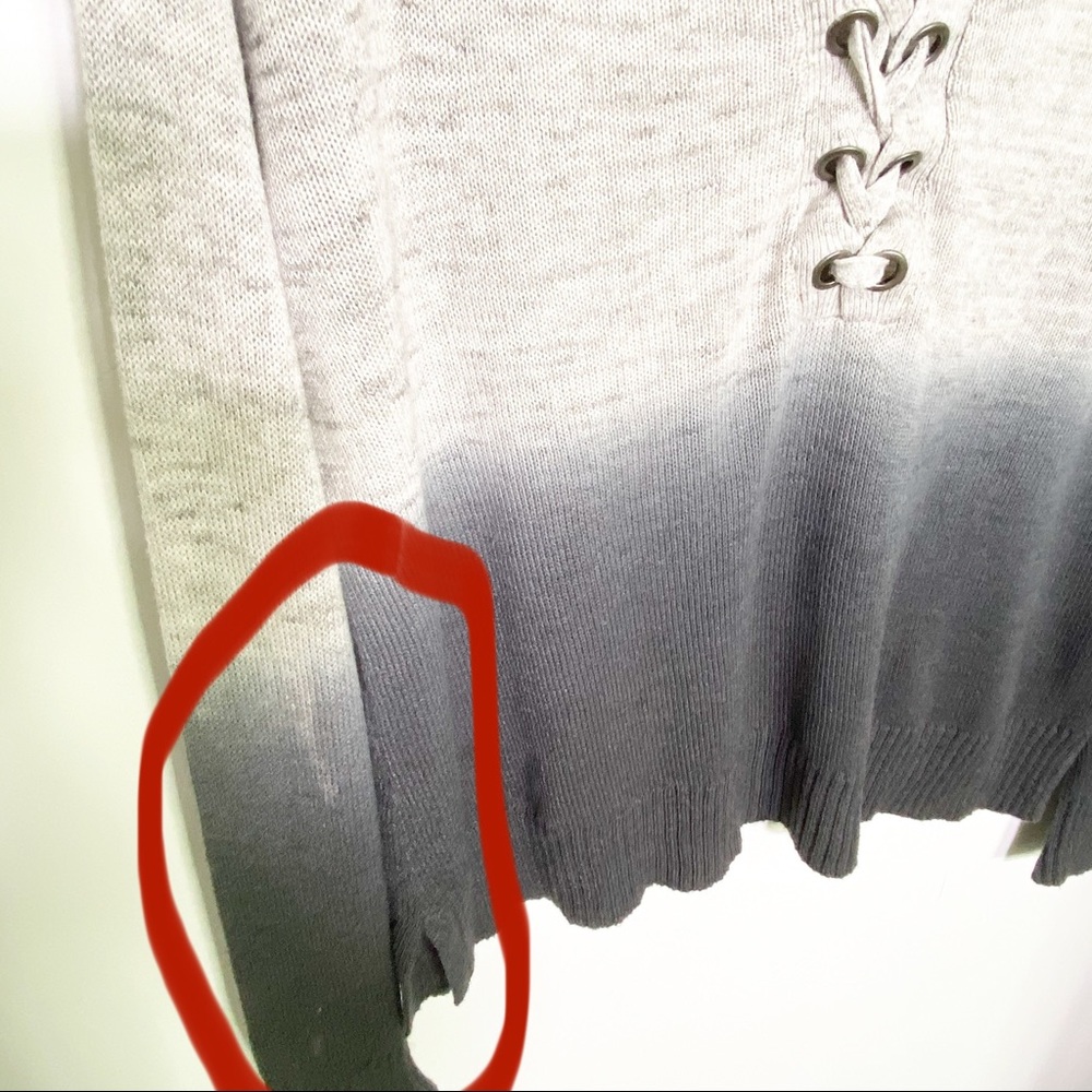 Ombré Oversize Knit Sweater AEO in Gray Black - Picture 7 of 8
